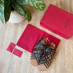 VALENTINO Garavani Leather Gladiator Black Sandals
